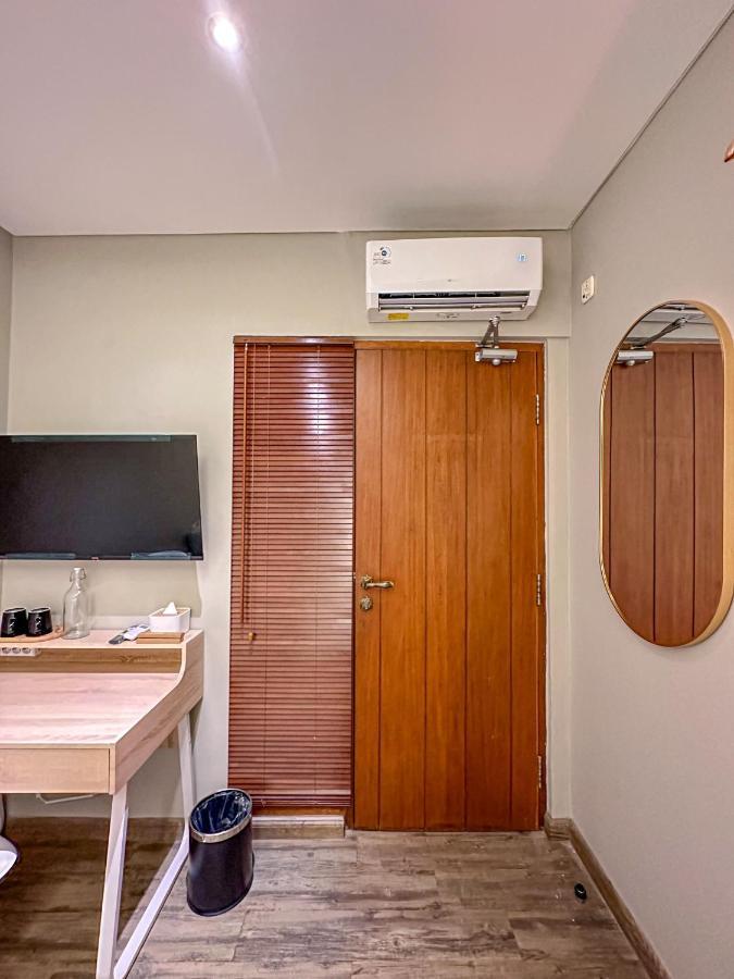 Lugano Arte Homestay Jakarta Exterior photo