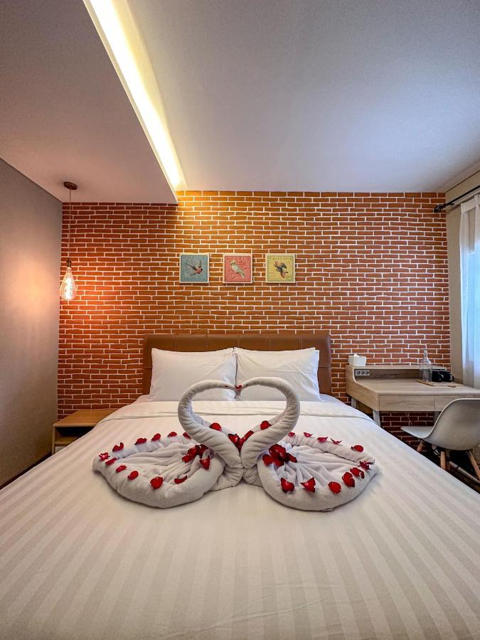 Lugano Arte Homestay Jakarta Exterior photo