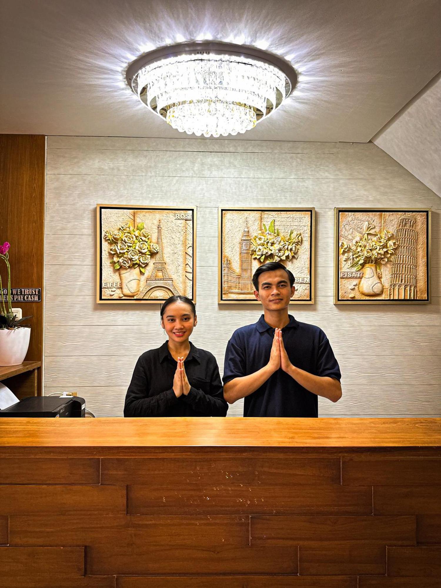 Lugano Arte Homestay Jakarta Exterior photo